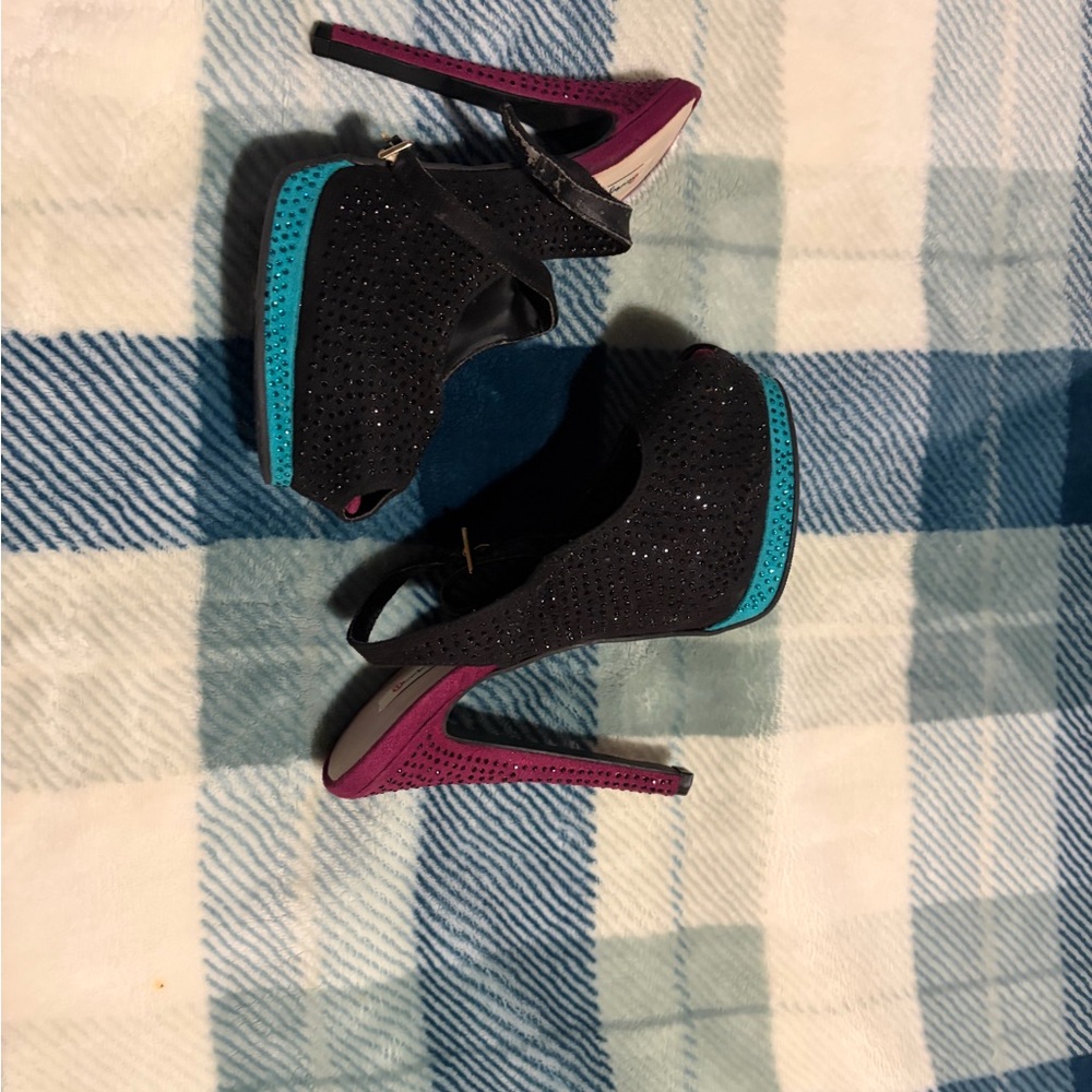 Olsenboye Black and Purple Heels with Teal Accents